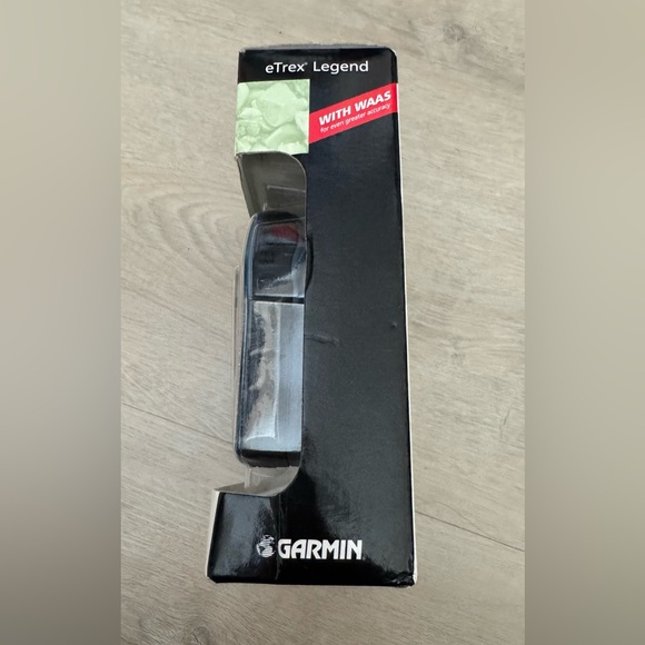 Garmin Etrex Legend, brand new! Small GPS unit. Great gift for hikers. - Picture 3 of 4